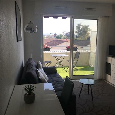 Apartament Royal Park Villeneuve-Loubet Zewnętrze zdjęcie