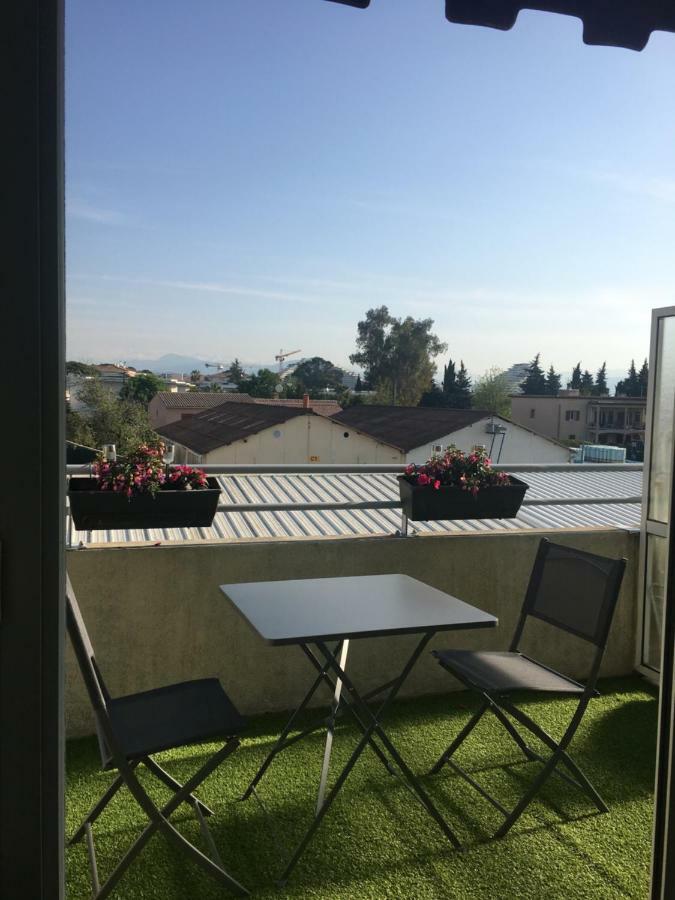 Apartament Royal Park Villeneuve-Loubet Zewnętrze zdjęcie
