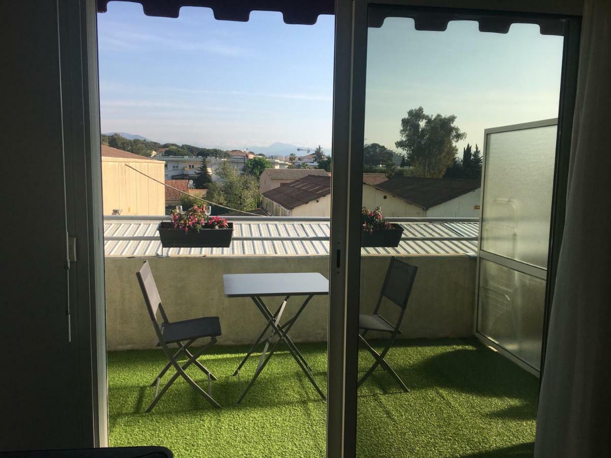 Apartament Royal Park Villeneuve-Loubet Zewnętrze zdjęcie